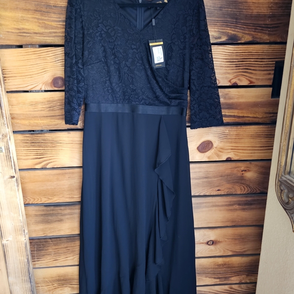 Miusol Black Lace Long Sleeve Dress - Picture 1 of 4